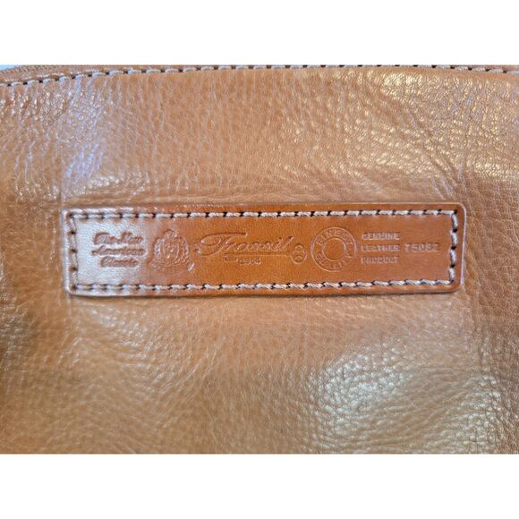 Fossil Brown Leather Crossbody Messenger Bag Purse Pockets Adj Strap - Picture 5 of 14